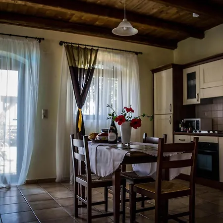 Villa Niriides Luxury *